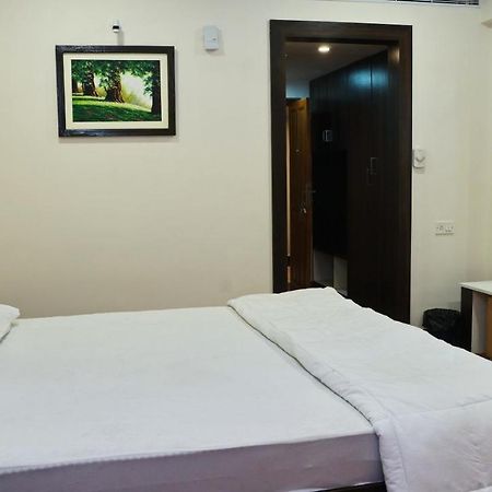 Malayalee Club Hotell Chennai Eksteriør bilde