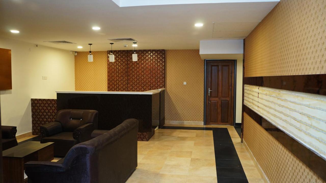 Malayalee Club Hotell Chennai Eksteriør bilde