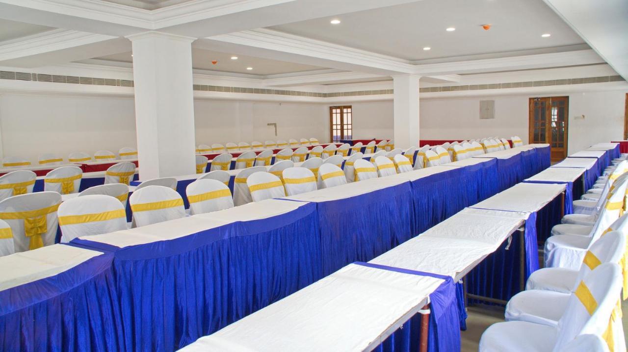 Malayalee Club Hotell Chennai Eksteriør bilde